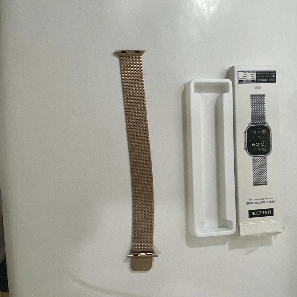LULULOOK Magnetic Stainless Steel For Apple Watch 42mm‎ Rose Gold New Open Box.